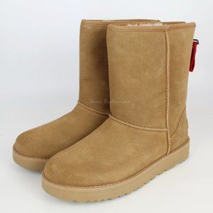 NWT UGG Classic Short Suede Logo Boot